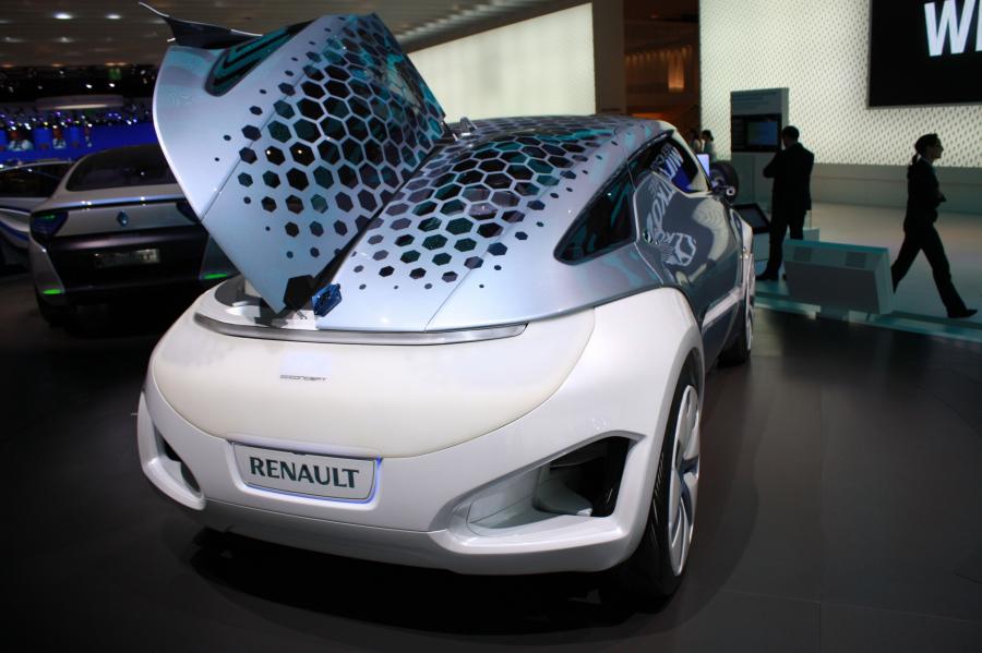  Renault ZOE Z.E. Concept 2009 года  (фото 25 из 95)